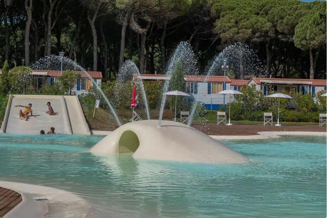 Vacanceselect Mobil Homes - Camping Pineta Sul Mare Camping Village Чезенатіко Екстер'єр фото