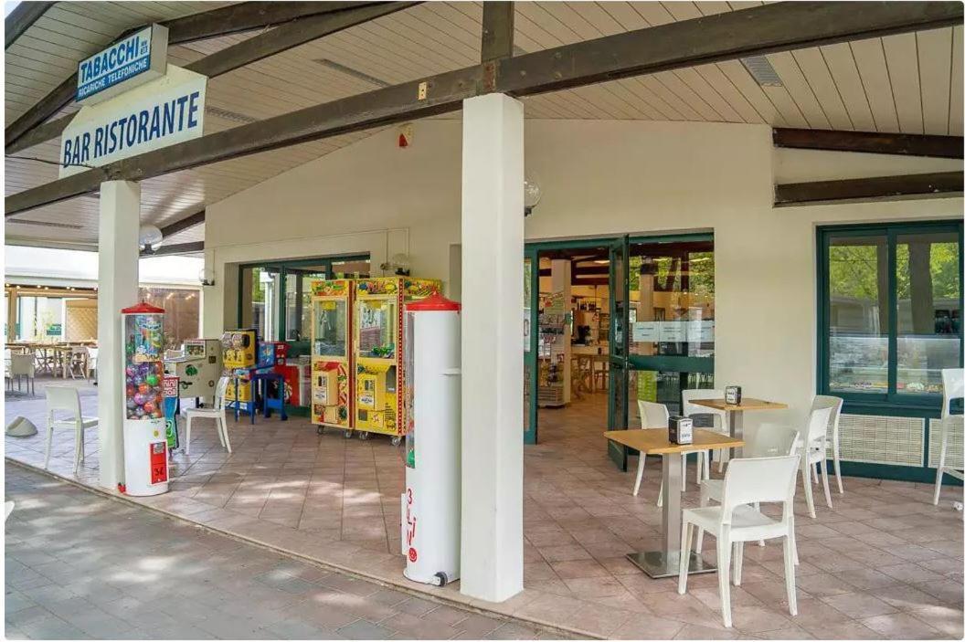 Vacanceselect Mobil Homes - Camping Pineta Sul Mare Camping Village Чезенатіко Екстер'єр фото